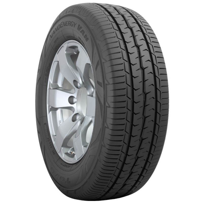 Kombi gume / 195/65 R16 104T NEVA TL